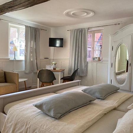 Sonnenhof 1737 - Ferienzimmer & Apartments Barbelroth 外观 照片